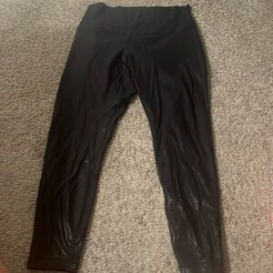 Lululemon black leggings 24 inch